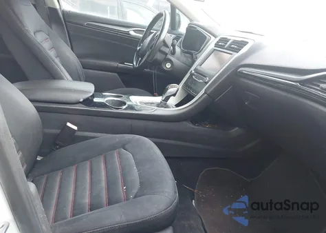 2013 Ford Fusion Se z USA, uszkodzony, nr VIN 3FA6P0HR1DR109877